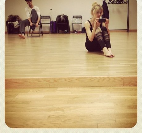 Adriana Abenia 無料女優 写真