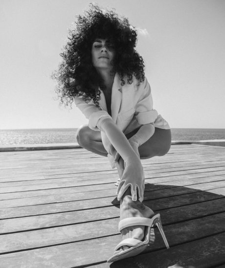 Ariadna Hafez 裸のモデル 写真