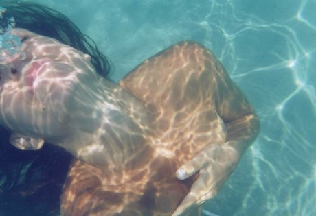 Ariadna Hafez アダルト女優 画像