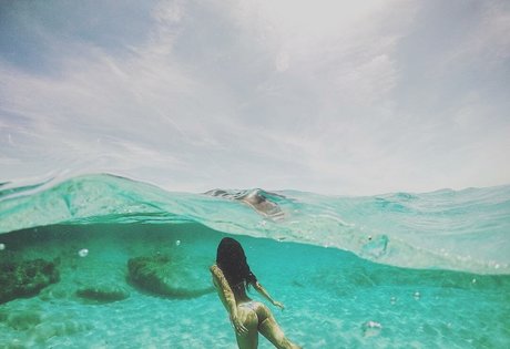 Ariadna Hafez ポルノスター ヌード 画像