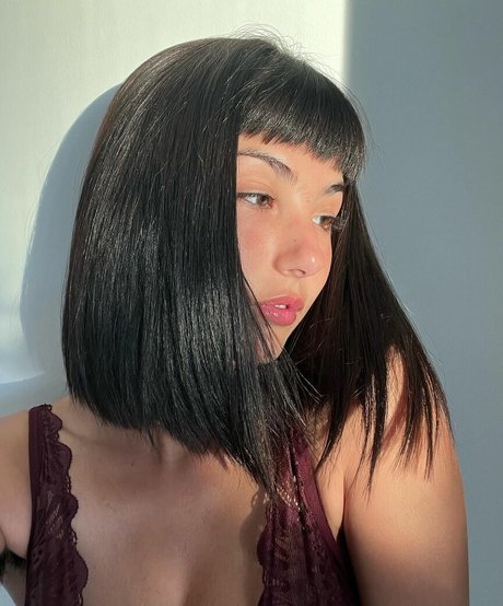 Giorgia Soleri セックスポルノスター 写真