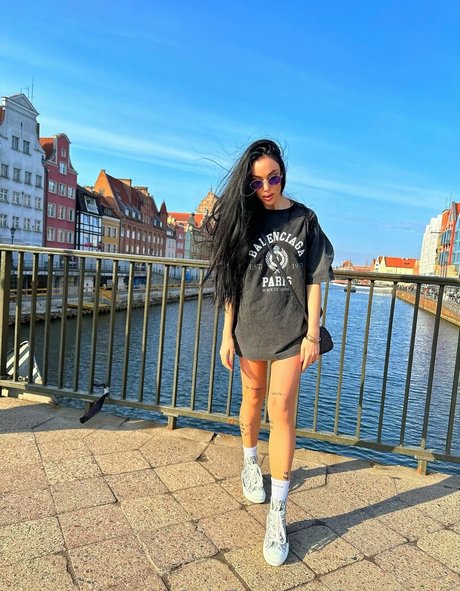 alinaboobs セックス女優 ギャラリー