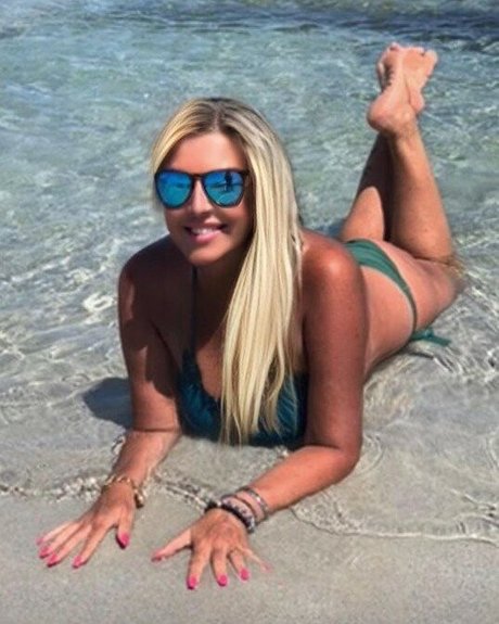 Flaviana Basta 完璧なポルノスター 画像