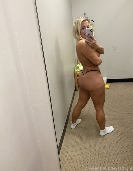 Texas Thighs ポルノスター エロティック 画像