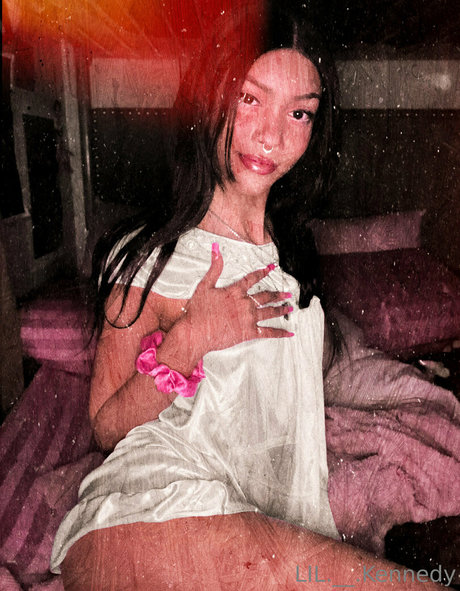 valencia dabratt ポルノスター トップ 画像