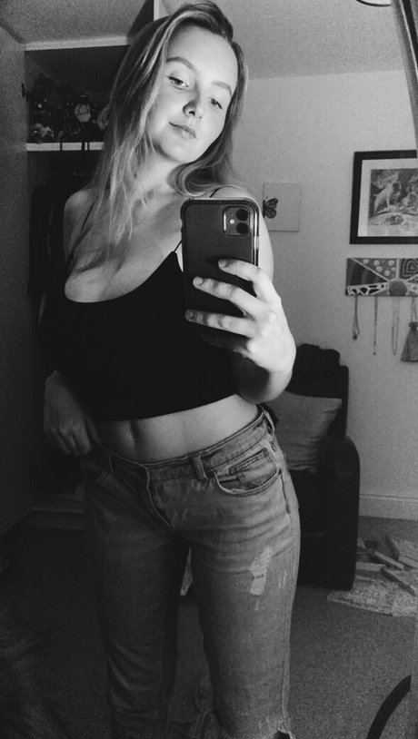 Katie O ホットモデル 写真