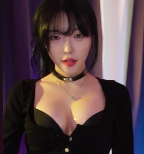 yoon froggy xxx女優 写真