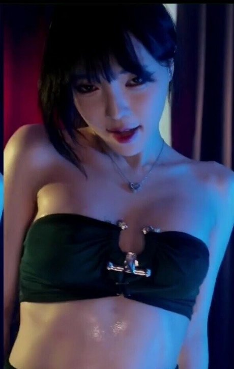 yoon froggy 最高のモデル 画像