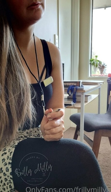 frillymillyx 完璧なポルノスター 写真