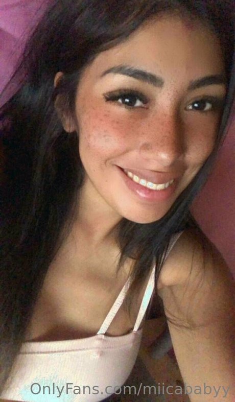 miicababyy セクシーなスター 写真