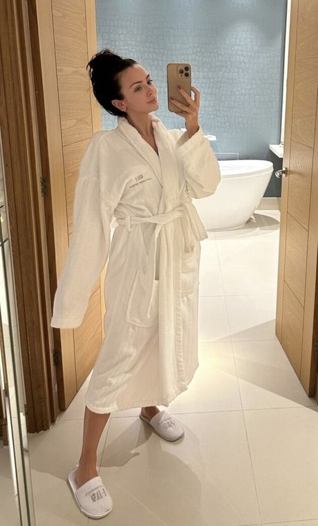 Kady McDermott かわいいスター 写真