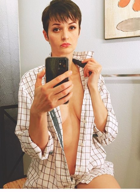 Masha nova スター ギャラリー