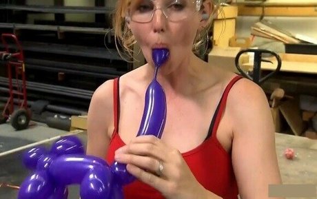 Kari Byron ヌードのポルノスター 写真