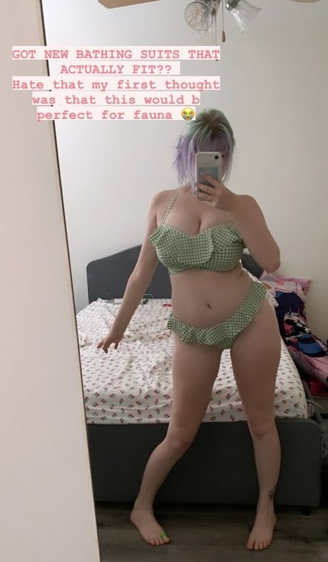 Realfrogg 美しいポルノスター 写真