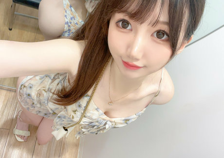 張りのあるおっぱいオンリーファンズ 美しいポルノ 写真