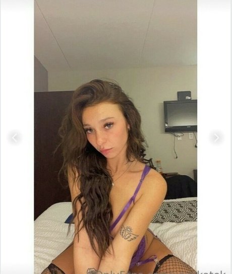 Kateekasey ポルノスター パーフェクト 画像