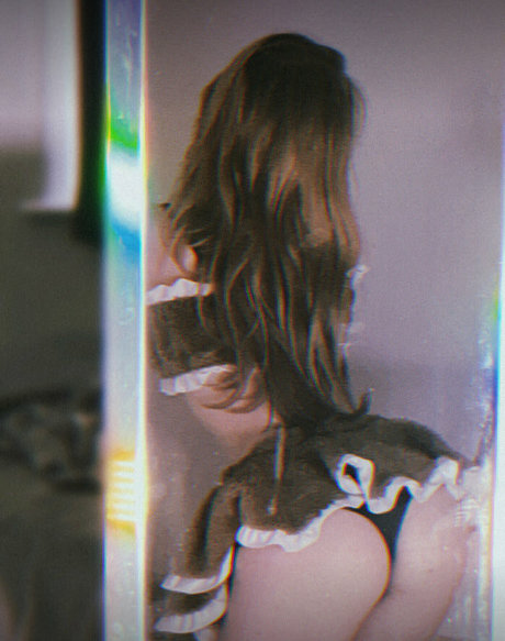 Necr oee セクシーなスター 写真