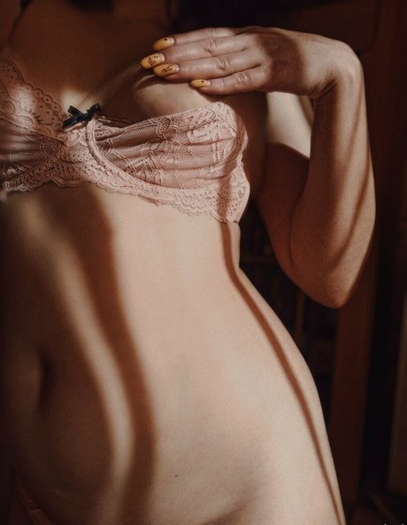 mermariel ポルノスター ヌード 写真