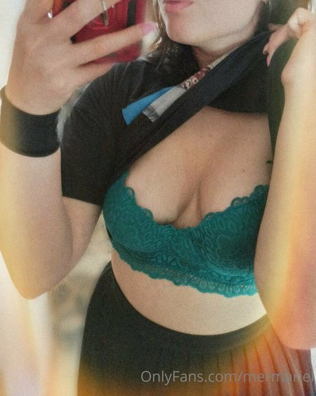 mermariel profile image