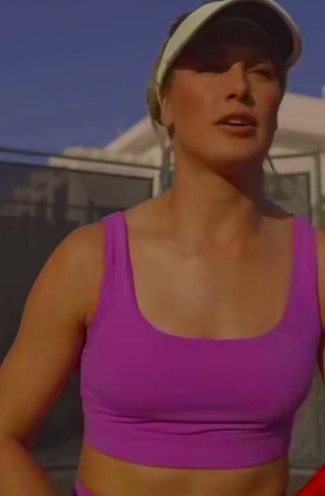 Eugenie Genie Bouchard ヌードモデル 画像