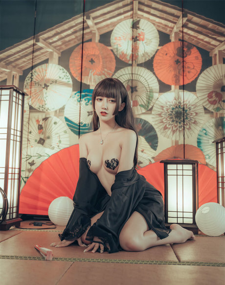 sama31598328 無料モデル 画像