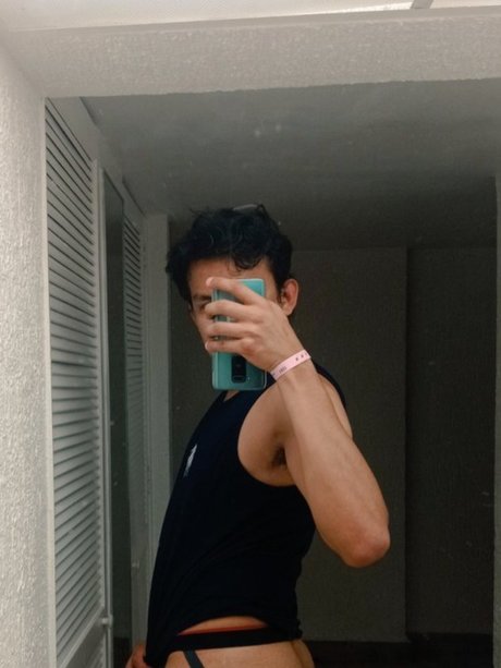 Pablo S  裸のモデル 写真