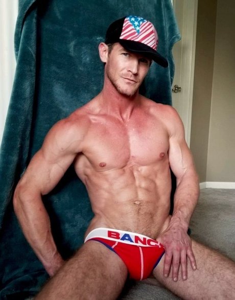 Ryan D ホットなモデル 画像