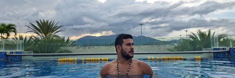 Manuel Diaz 裸のスター 画像