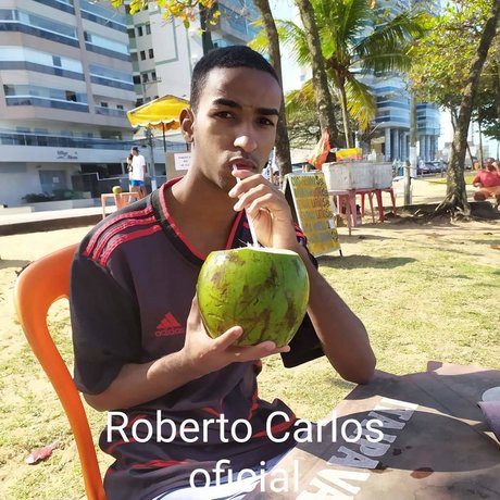 Roberto Carlos Dos Santos Bento アダルト女優 写真