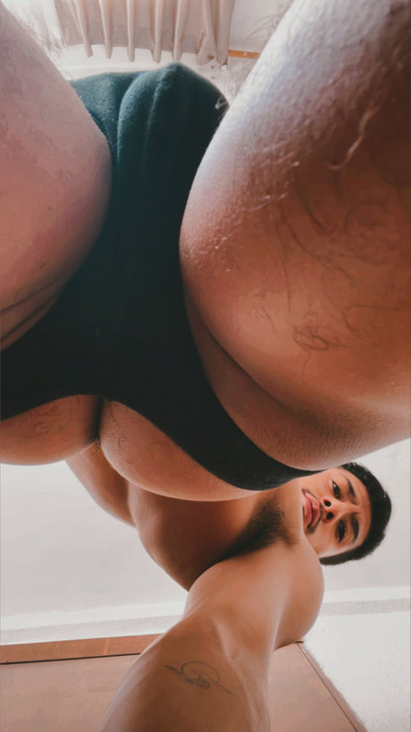 Mario Jurado アダルトモデル 写真