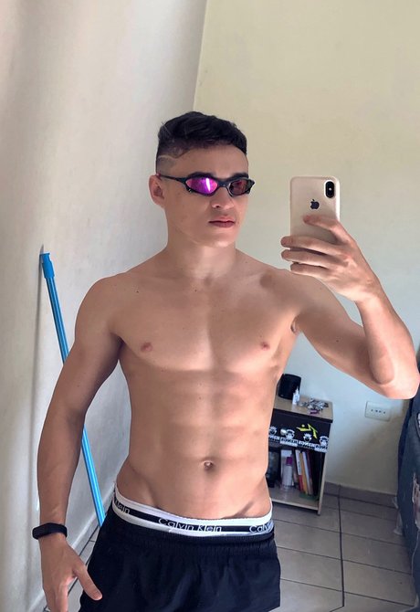 THEUSLUCCAS ポルノ女優 写真