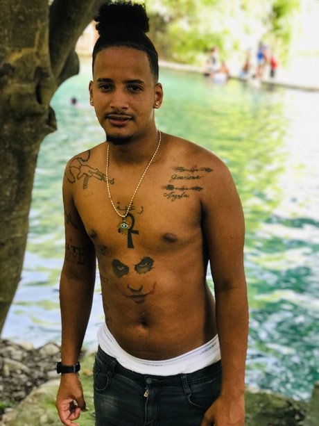 jose mateo 女優 写真