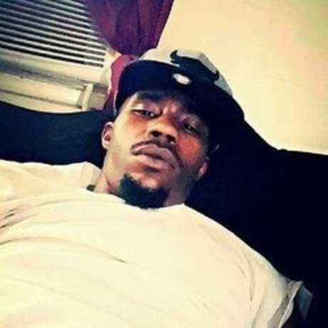 SkinnyGuyGotDICK top profile image