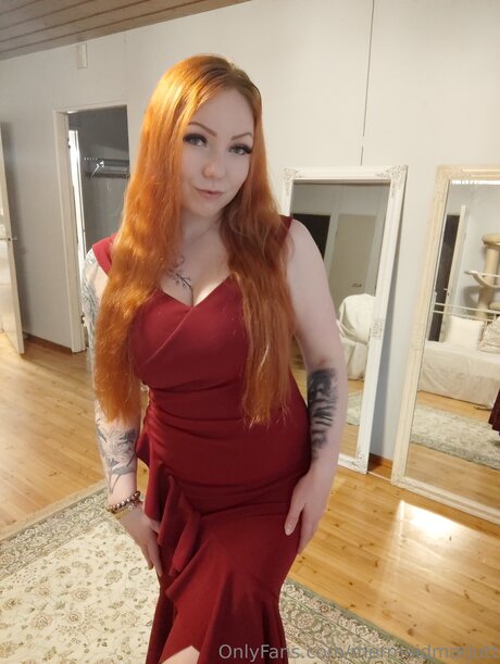Mermaid Marjut Redhead Goddess from セックスモデル 写真
