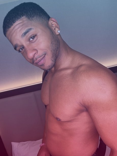 Mercury Luciano 完璧なモデル 写真