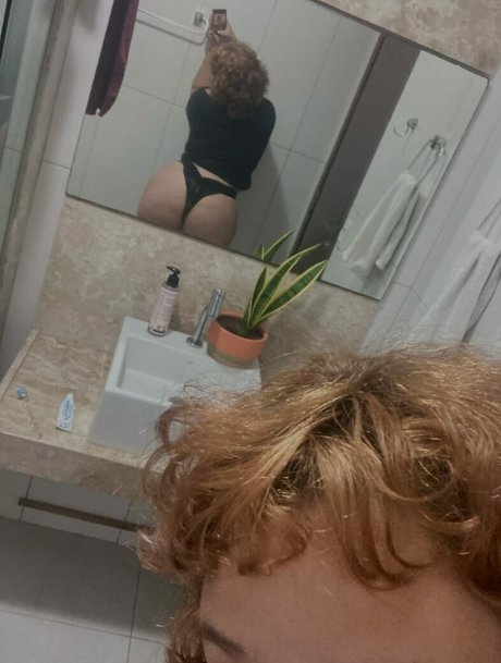 sucubo ポルノスター セクシー 写真