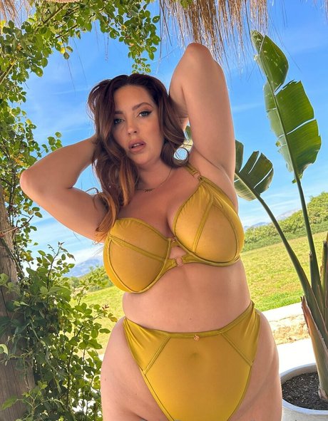 lucyvixen ヌードモデル 画像