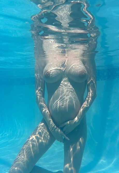 Laura Sophie Muller xxx女優 画像