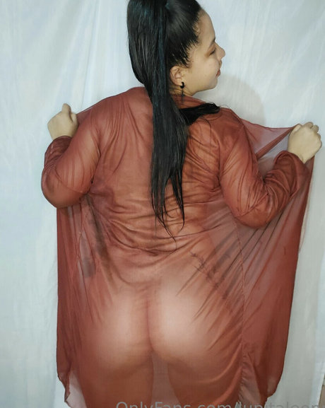 Lupita Leon ヌードモデル 画像