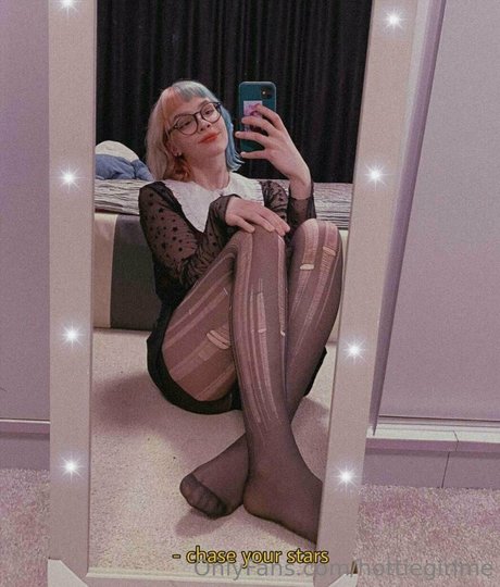 hottiegirlme ポルノスター 写真