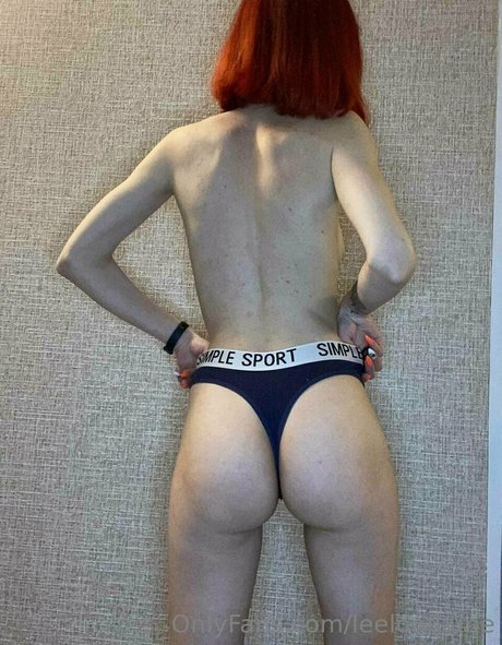 leelooflame ポルノモデル 写真
