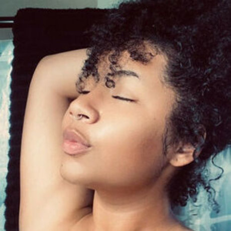 Elusivemulatto セックス女優 ギャラリー