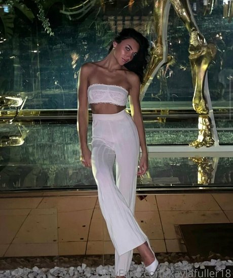 kaylafuller18 ヌードのポルノスター 写真