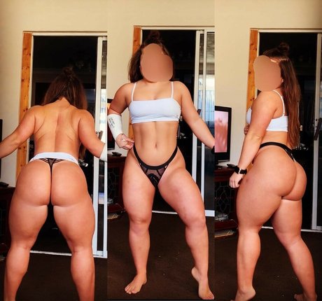 Shannon Dacombe ホットモデル 画像