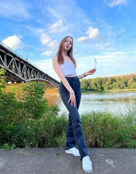太った足のOnlyFans ホットセクシー 写真