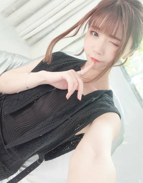 Mikity me かわいいポルノスター 写真