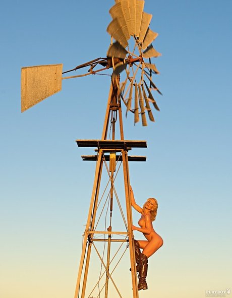 Isabel Edvardsson アダルトスター 写真