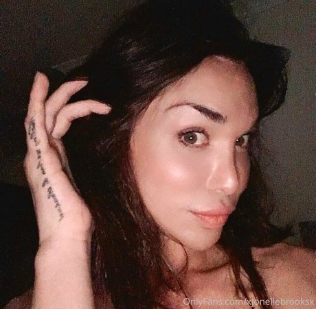 xjonellebrooksx セクシーなスター 写真