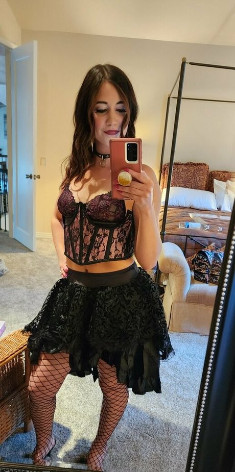 katkarmaorgasmic アダルトモデル 画像