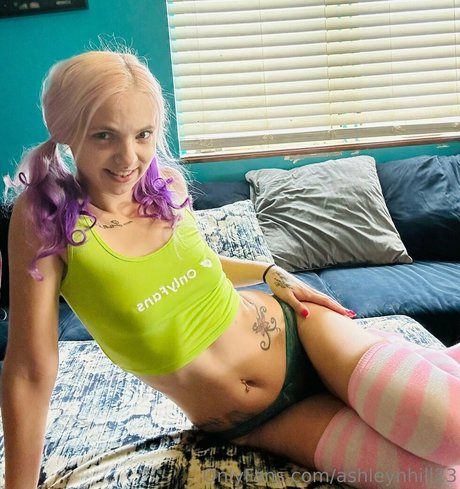 ashleynhill23 かわいいスター 写真